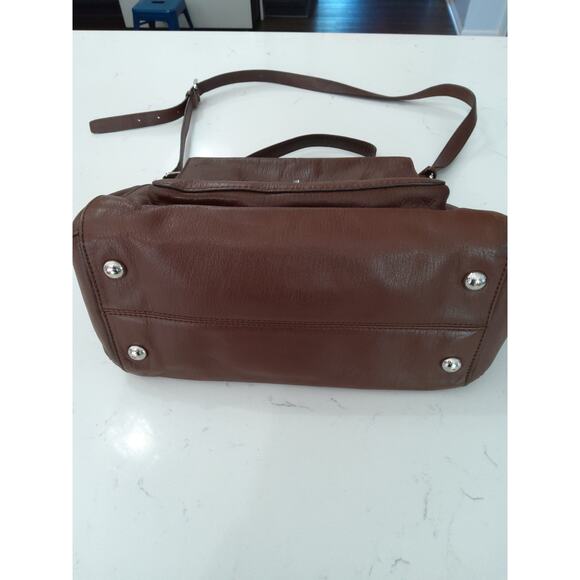 Michael Kors brown leather purse handle/strap TurnKey latch closure. Storage - Picture 9 of 13